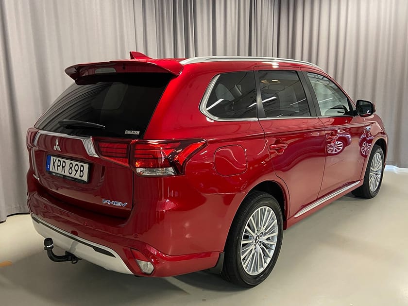 Bild 5 av Mitsubishi Outlander PHEV 224hk AWD CVT Comfort Dragkrok