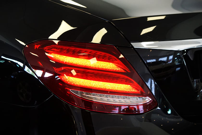 Bild 3 av Mercedes-Benz E 220 d Navi Drag Backkamera Vinterdäck