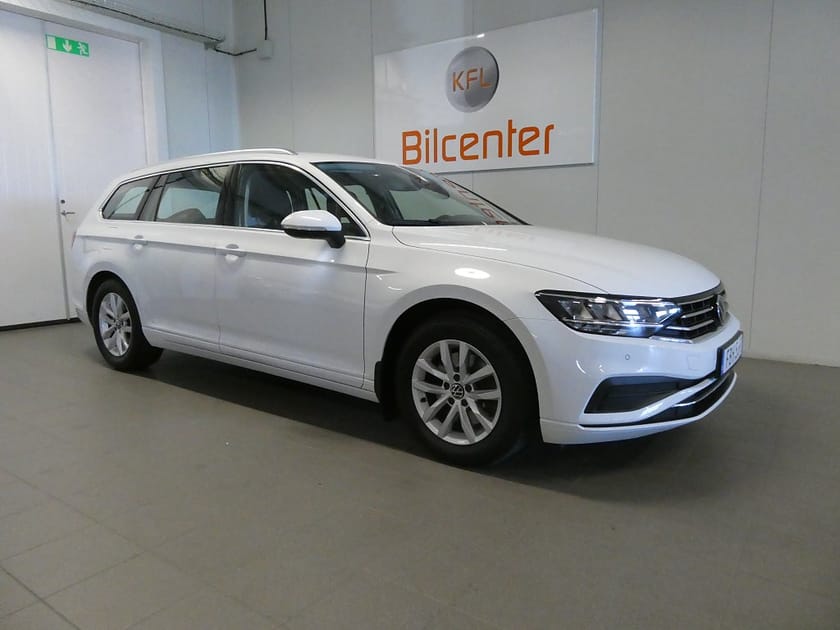 Bild 4 av Volkswagen Passat Sportscombi 1.5 TSI Aut-Drag-Kamera-CockPit-Värmare-CarPlay-SoV