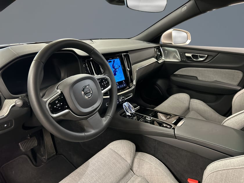Bild 4 av Volvo V60 Recharge T8 AWD Ultimate Bright//Bowers & Wilkins//
