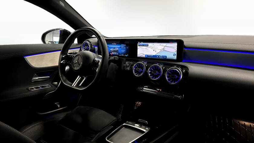 Bild 3 av Mercedes-Benz CLA 250 e Shooting Brake AMG Line Premium Drag B-Kamera Rattvärme