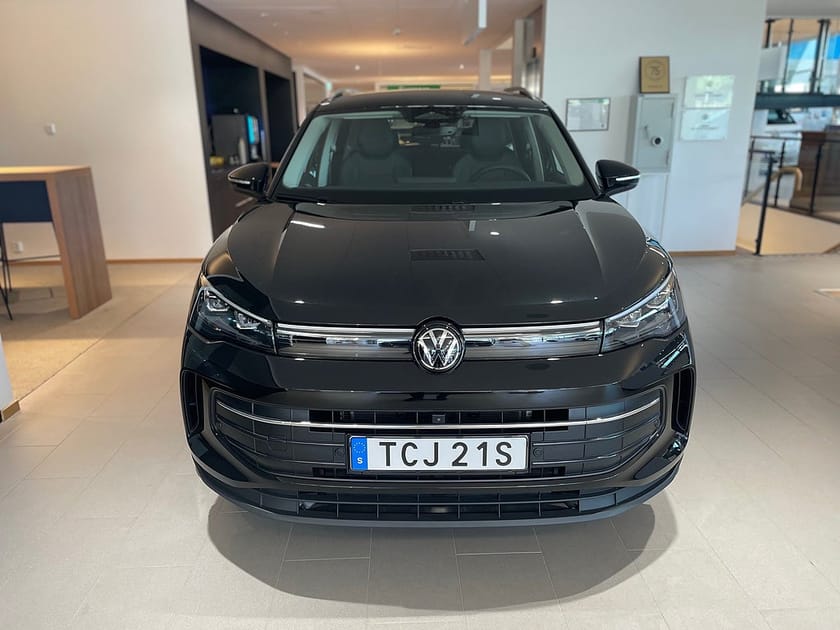 Bild 2 av Volkswagen Tiguan 1.5 eTSI *SNABB LEV fr.  2 299 kr/mån*