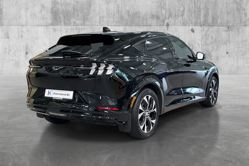 Bilde 5 av Ford Mustang Mach-E Long Range RWD Premium 610km (WLTP) B&O/360/ACC ++