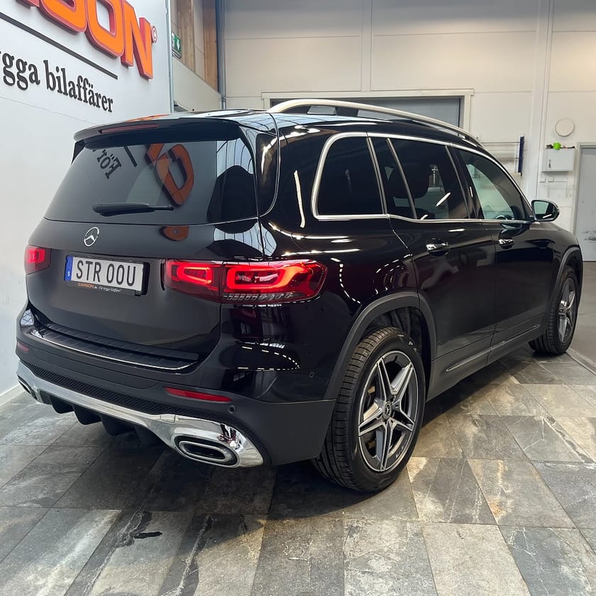 Bild 4 av Mercedes-Benz GLB 200 d AMG Line Pano Navi Backkamera Widescreen 7-Sits