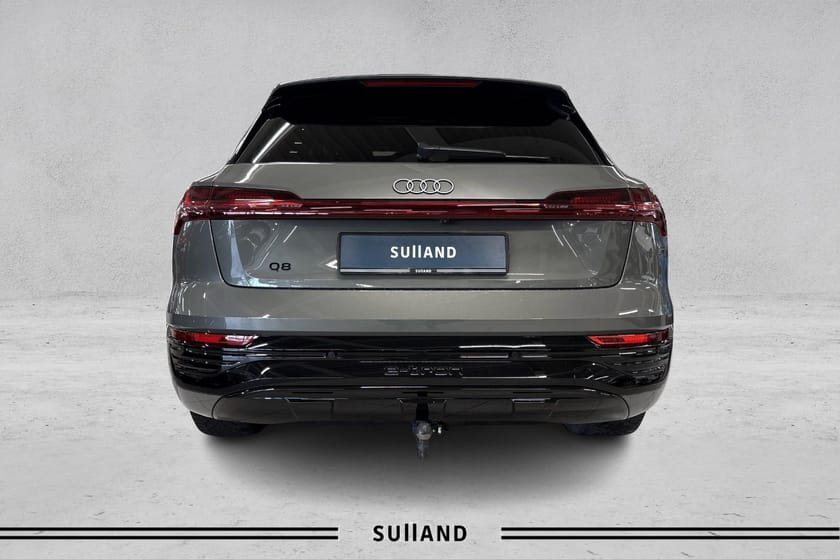 Bilde 4 av Audi Q8 50 e-tron quattro advanced plus