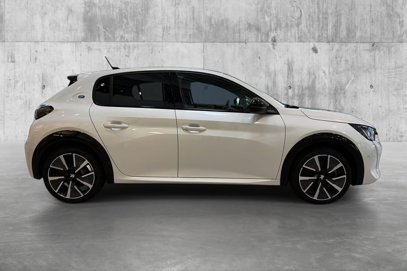 Bilde 4 av Peugeot e-208 GT Pack/Pano/Ny EU/NY Service/Dab/Navi/R.kam