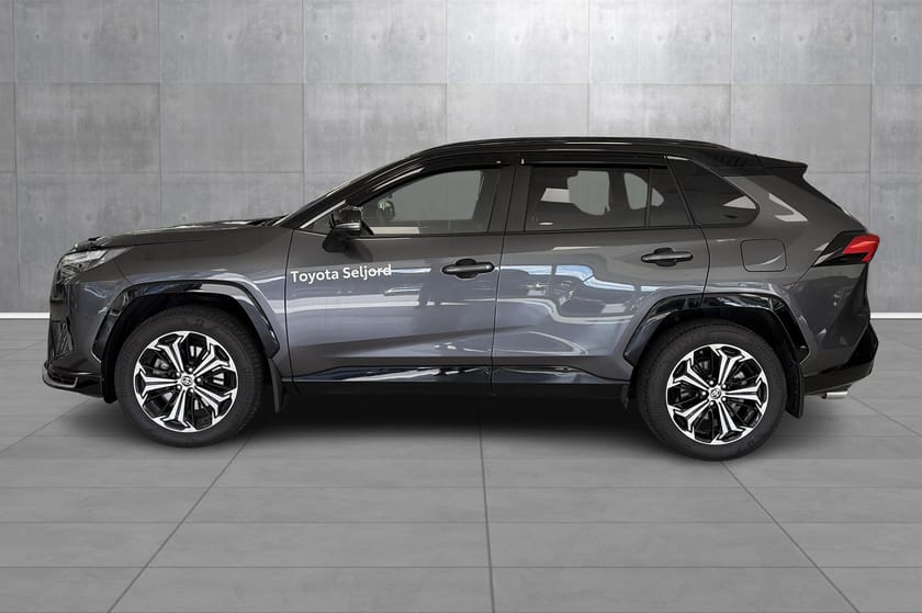 Bilde 2 av Toyota RAV4 Plug-in Hybrid TOPPMODELL/SKINN/LAKKFORSEGLING/H-FESTE