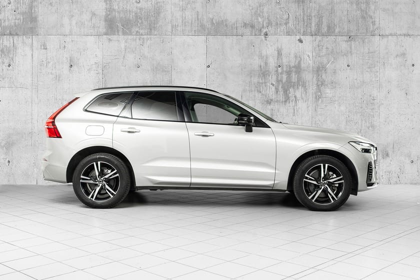 Bilde 4 av Volvo XC60 T6 AWD Plug In Hybrid Plus Dark 350Hk. Hengerfeste!