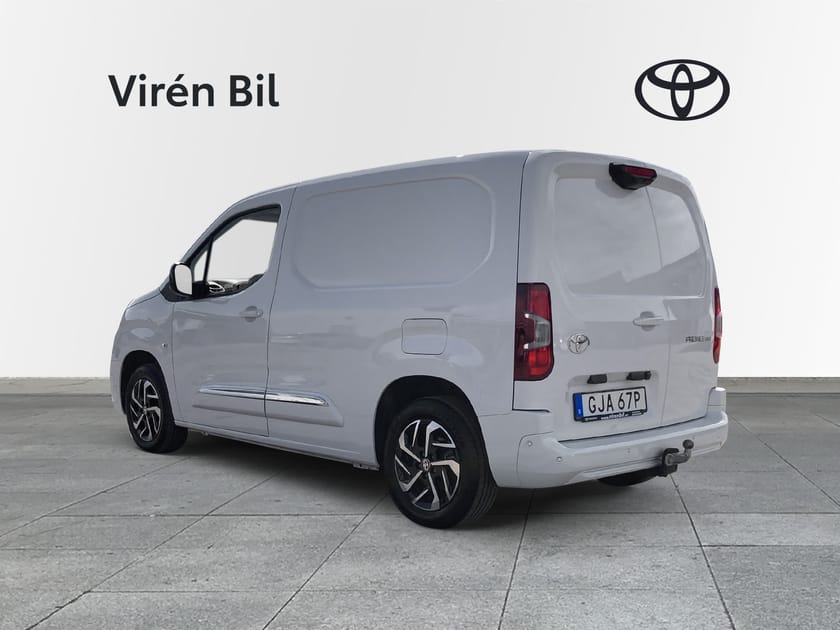Bild 2 av Toyota ProAce City 1,5D 130HK Professional (Drag+V-Hjul)