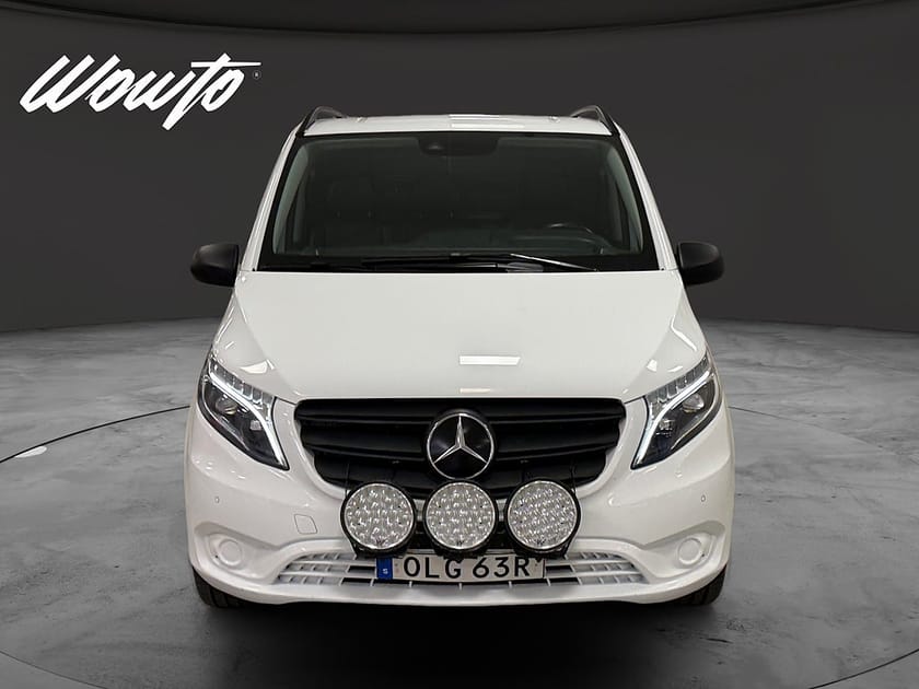 Bild 2 av Mercedes-Benz Vito 119 CDI 4x4 3.0t 190HK L2 3-Sits/V-Inred/Drag