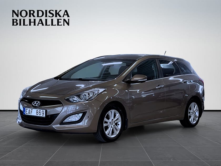 Bild 3 av Hyundai i30 Kombi 1.6 CRDi Business Nyservad Nybes Kamera Värmare
