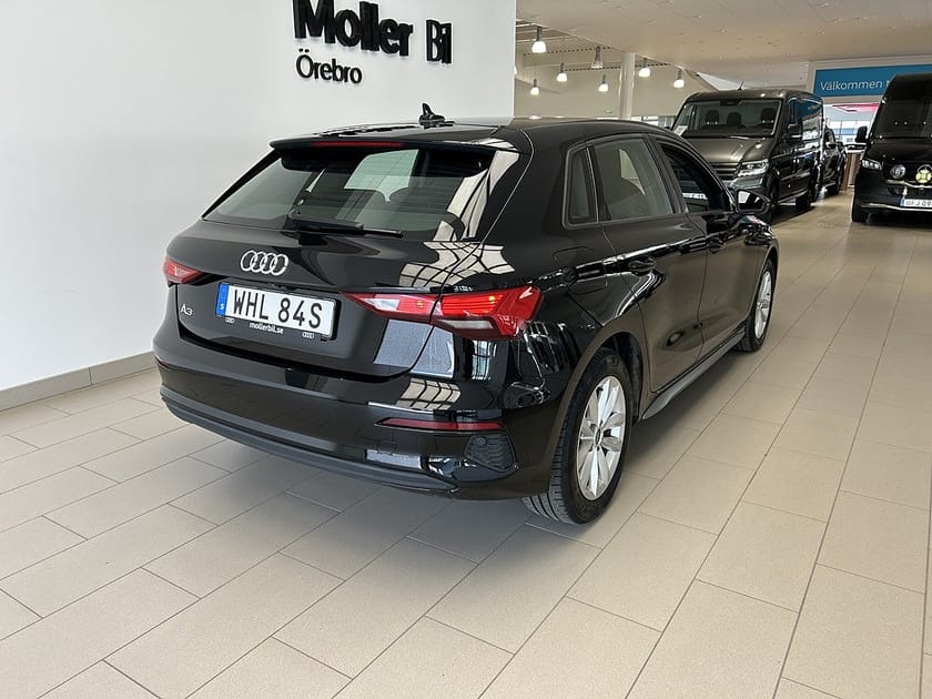 Bild 4 av Audi A3 Sportback 35 TFSI 150hk PROLINE / Backkamera
