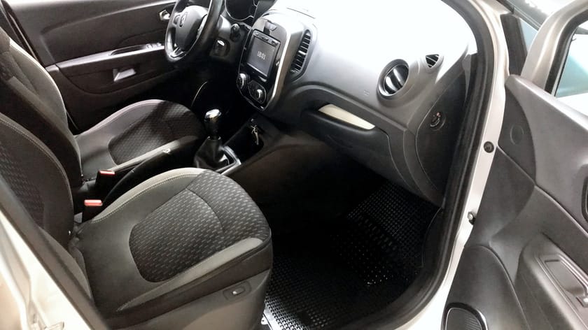 Bild 3 av Renault Captur 0.9 TCe 90hk Phll Energy Intens