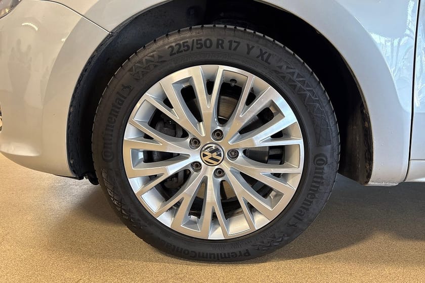 Bild 5 av Volkswagen Sharan 7-seater 2.0 TDI 4M Premium 7-sits / Värmare / B-Kamera / Drag