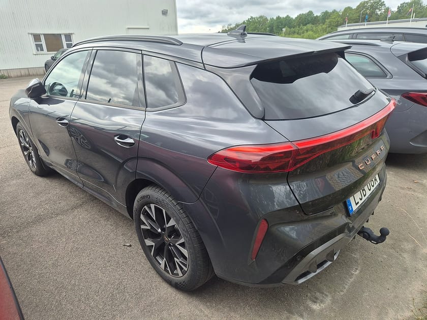 Bild 4 av CUPRA Terramar eTsi 150HK