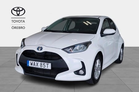 Toyota Yaris Hybrid Active Komfortpaket Motorvärmare Vinterhjul
