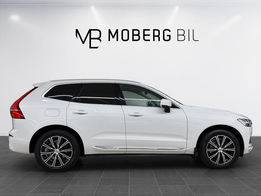 Bild 4 av Volvo XC60 T5 AWD 250hk Inscription Drag B-Kamera Läder