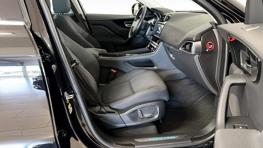 Bild 3 av Jaguar F-Pace 20d