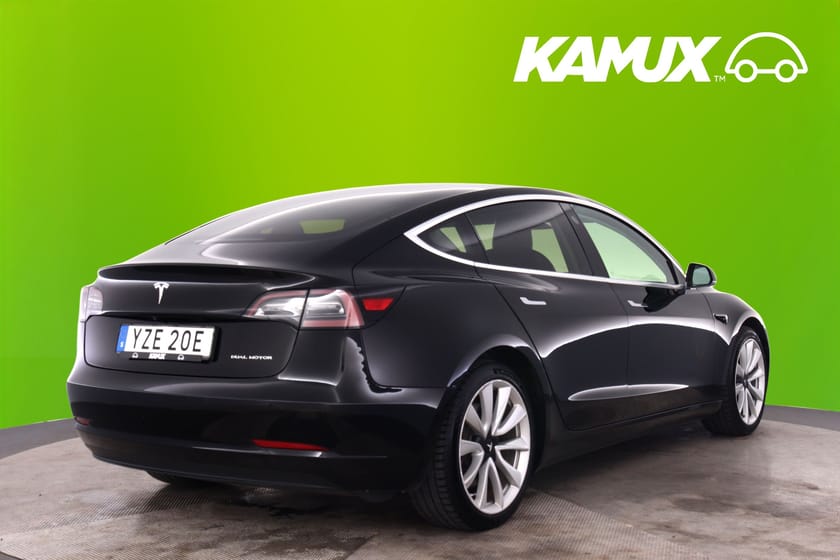 Bild 4 av Tesla Model 3 Long Range AWD 440hk Pano Moms