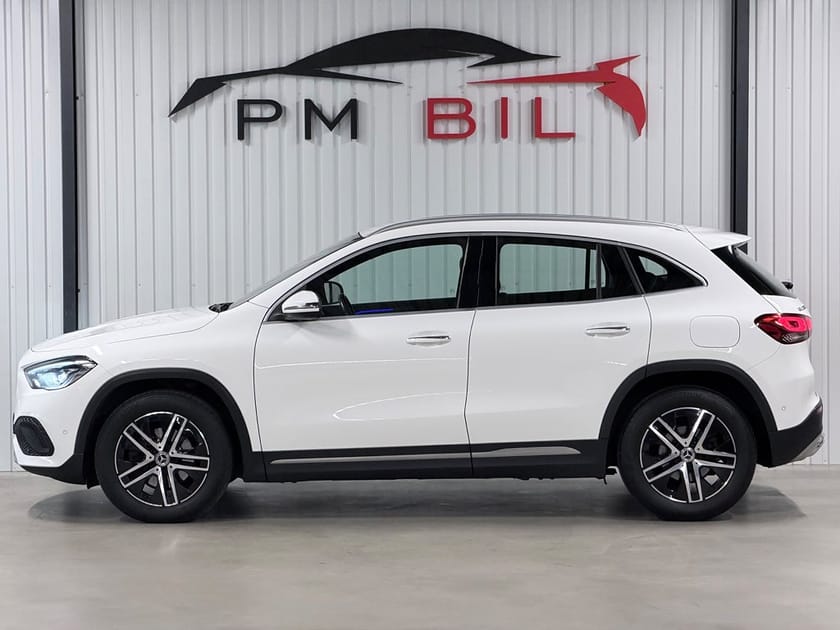 Bild 5 av Mercedes-Benz GLA 200 d En-Brukare Moms Drag Värmare Skinn Navi S&V-Hjul