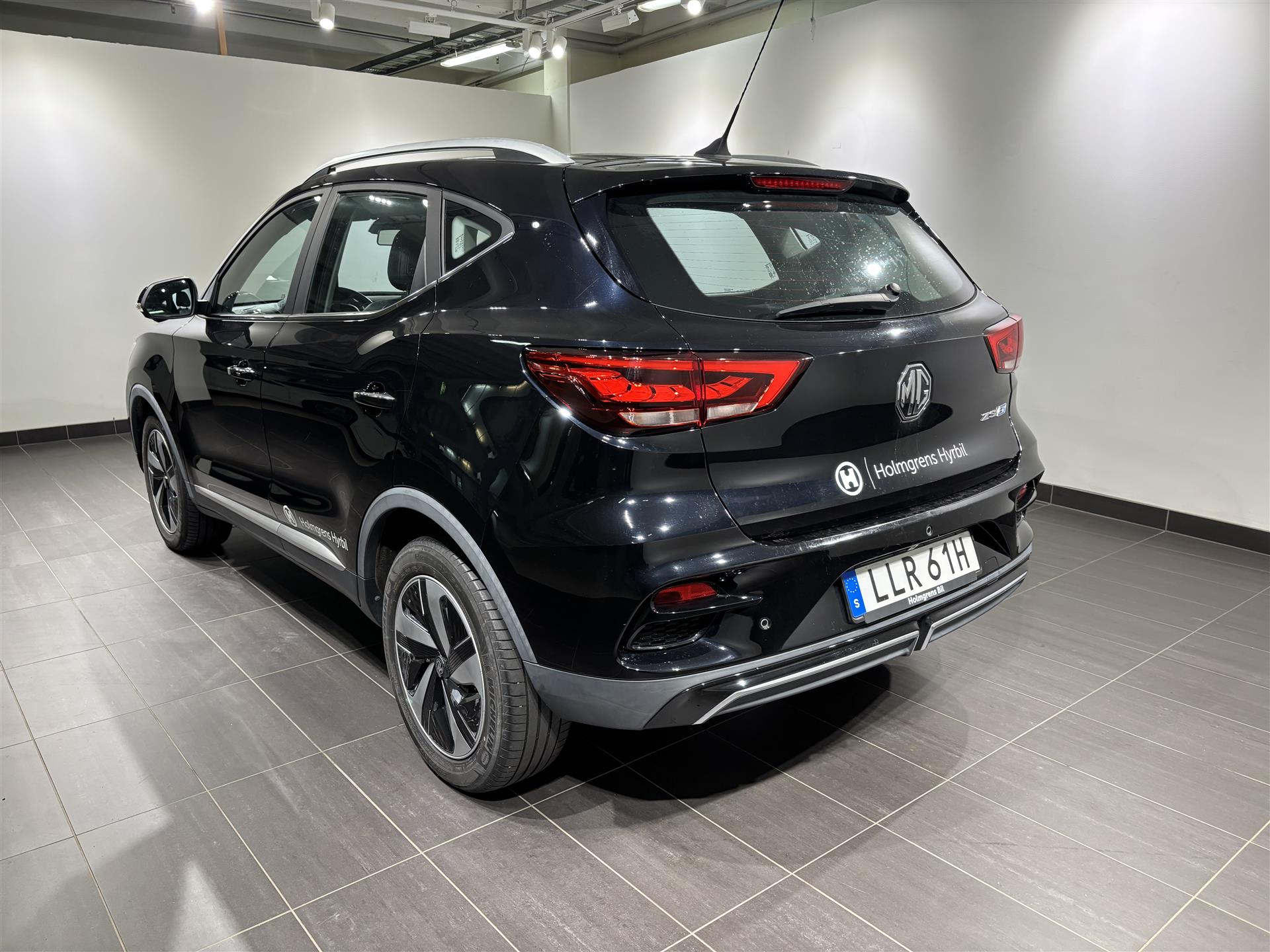 MG ZS Standard Range Luxury 2022, bild 2/2