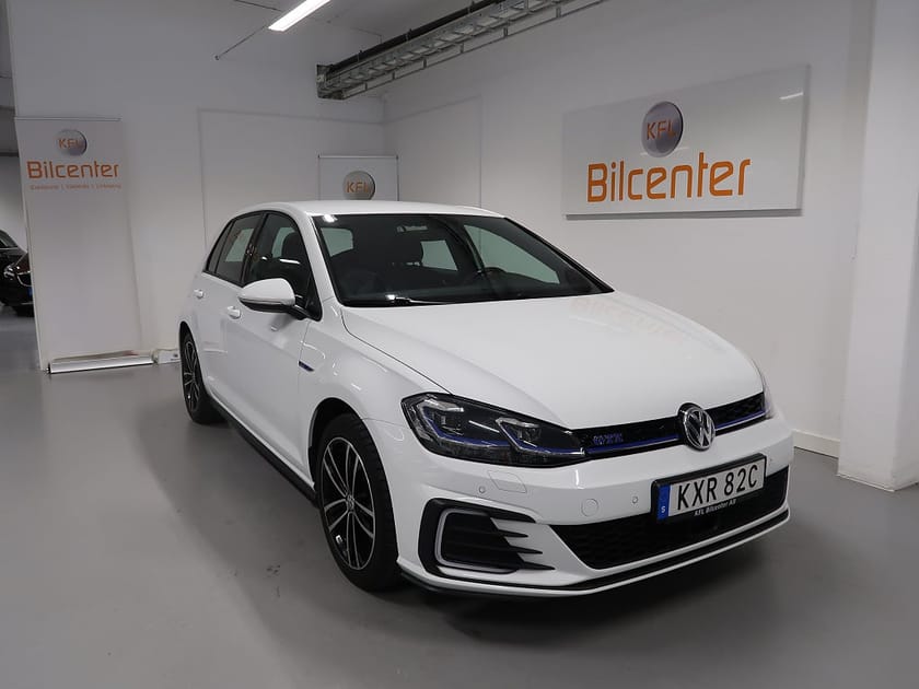 Bild 3 av Volkswagen Golf GTE 1.4 TSI V-Däck ingår Cockpit-Drag-Kamera-Värmare-Ca