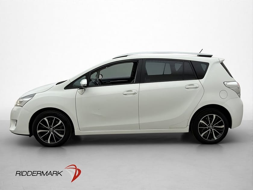 Bild 5 av Toyota Verso 1.8 147hk Intense Edition 7-Sits Kamera