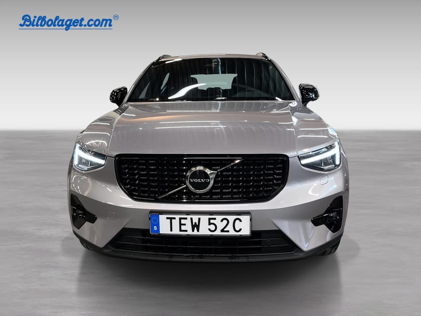 Bild 3 av Volvo XC40 B4 FWD Bensin Plus Dark