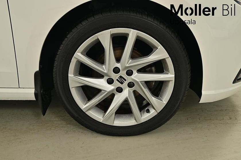 Bild 3 av SEAT Ibiza 1.0 TSI 110hk, DSG, FR, Cockpit, Fullink