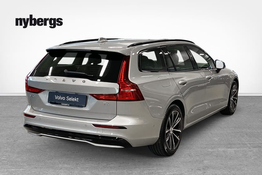Bild 4 av Volvo V60 T6 Plus Dark Edition, 360 kamera, rattvärme, BLIS