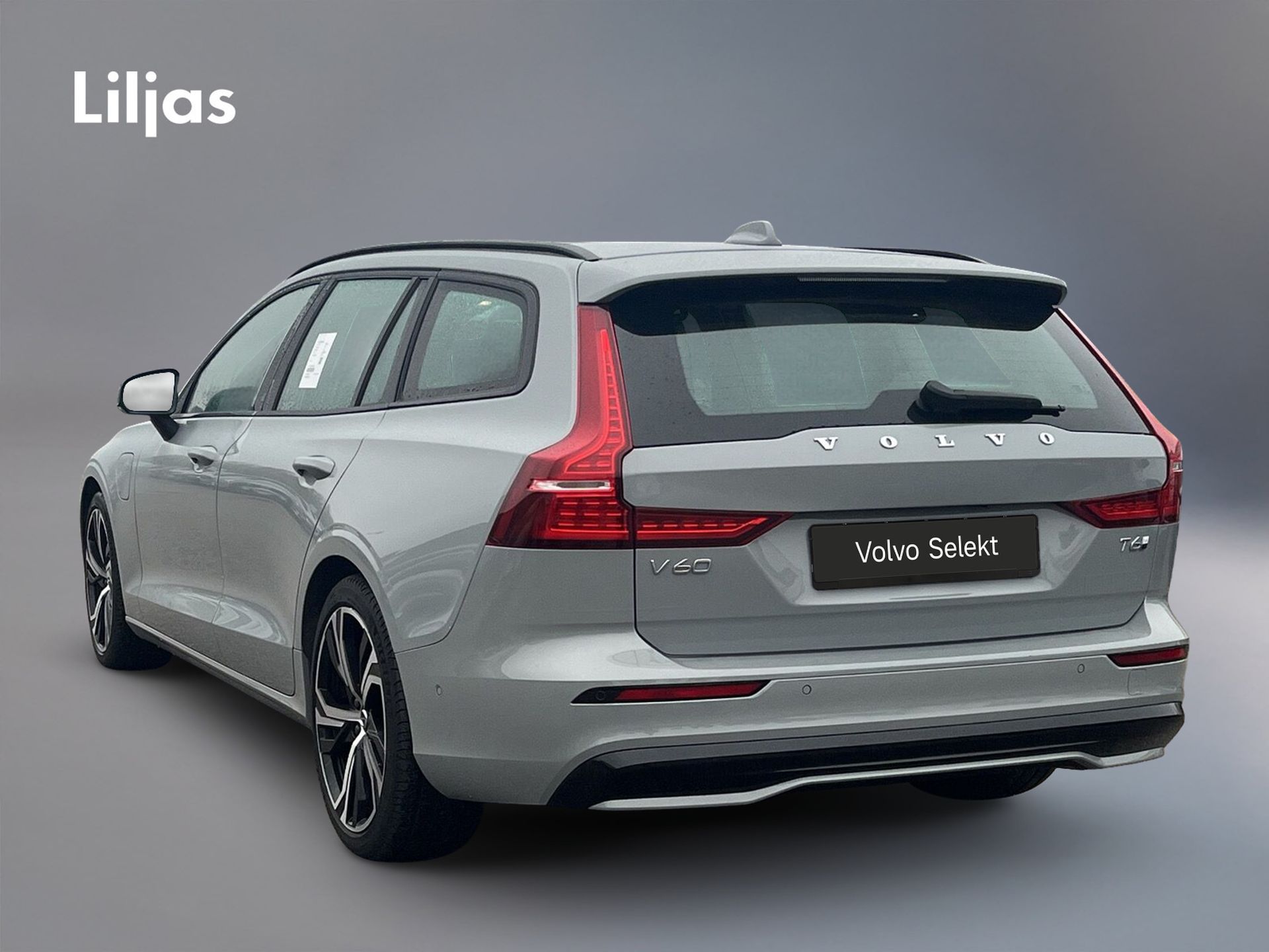 Volvo V60 T6 Ultra Dark 2025, bild 3/4