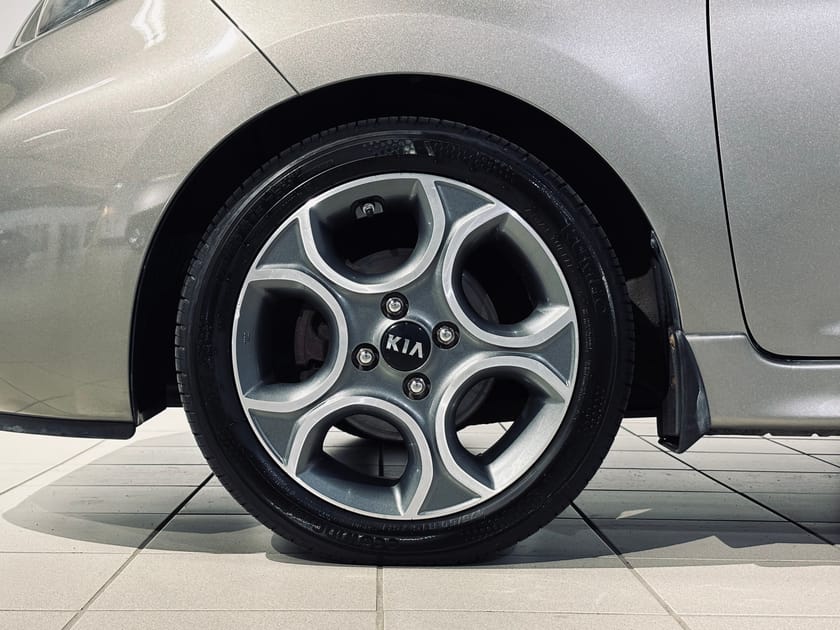 Bild 3 av Kia Picanto 1,0 Special Edition | Rattvärme | Låga mil! |