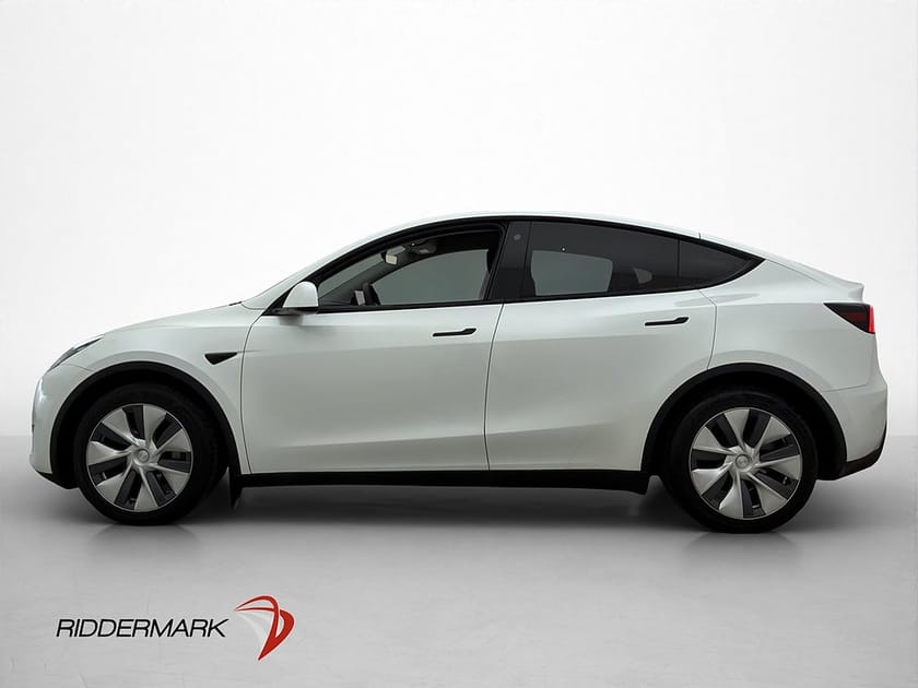 Bild 5 av Tesla Model Y Long Range AWD Dragkrok Svensksåld MOMS