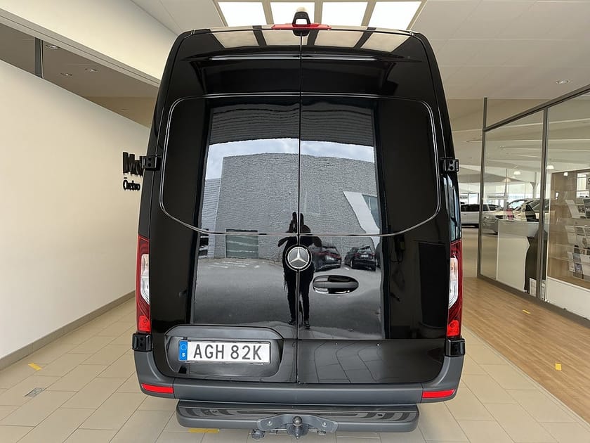 Bild 4 av Mercedes-Benz Sprinter 319 CDI Panel Van 190HK 9G-Tronic|B-kam|Värmare|NAVI|V-Hjul