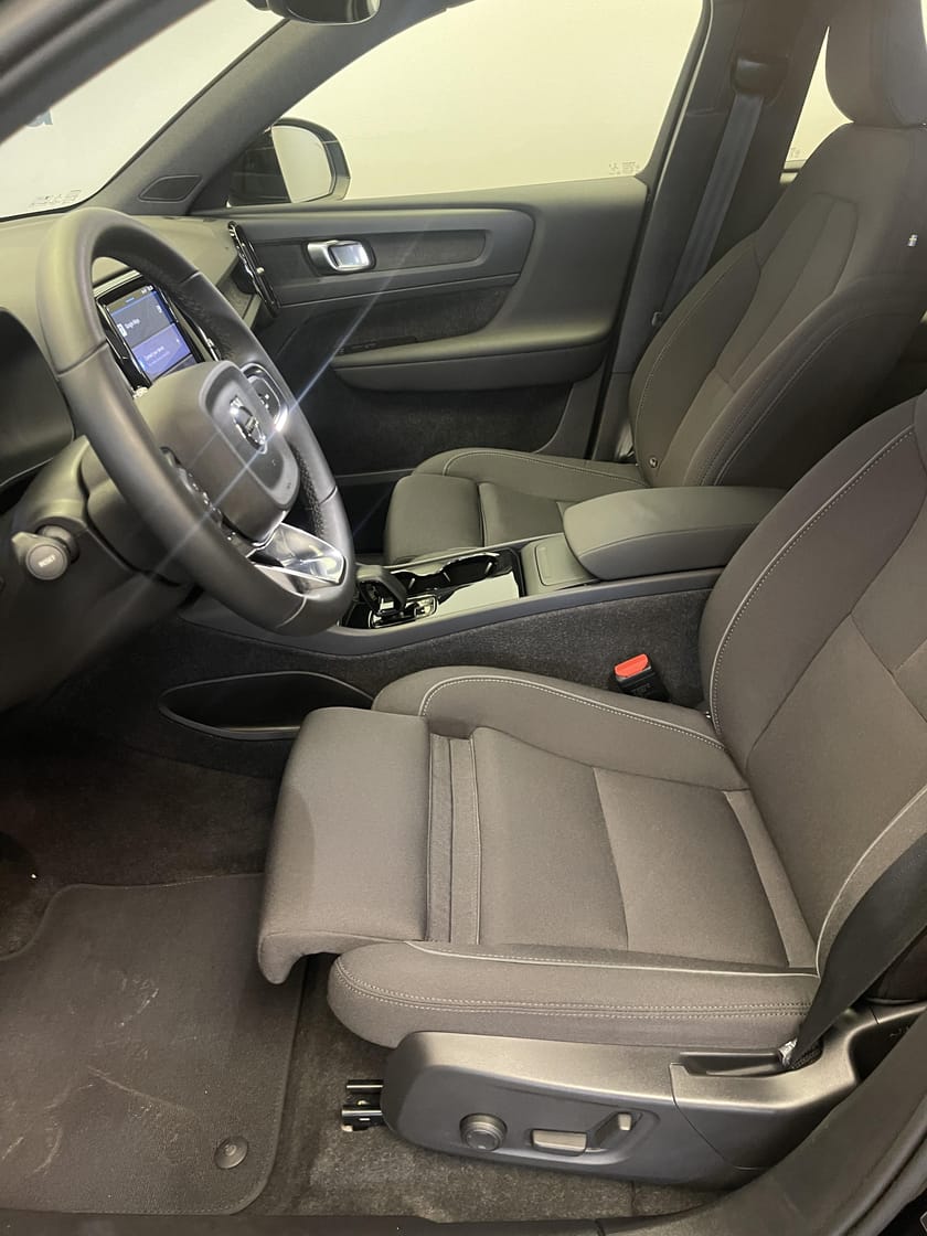 Bild 4 av Volvo XC40 Recharge Single Motor Core / Dragkrok / Navigation / Klimatpaket /