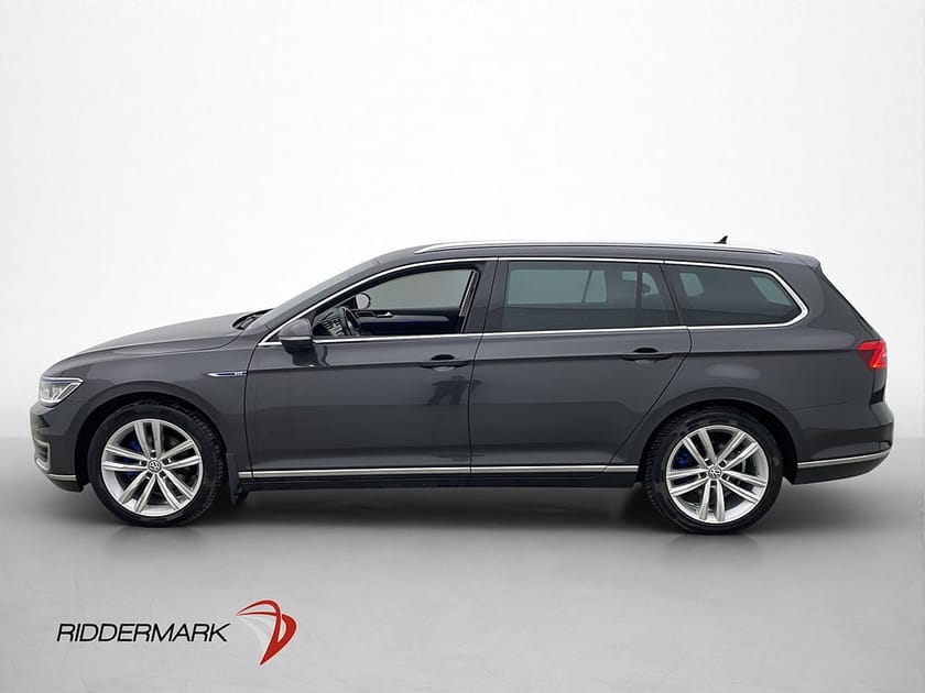 Bild 5 av Volkswagen Passat Variant GTE Executive Cockpit Fjärr-Värm Drag