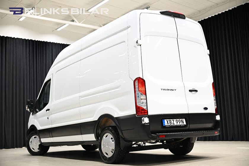 Bild 4 av Ford Transit 350 130HK L2H3 Automat|Dieselvärmare|Backkamera|Leasbar