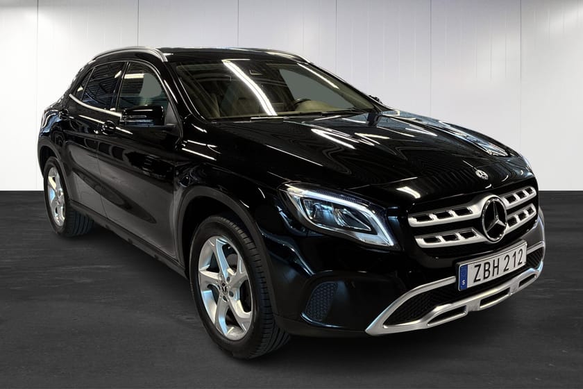 Bild 2 av Mercedes-Benz GLA 180 Manuell | Urban Line | Farthållare | Multifunktionsratt