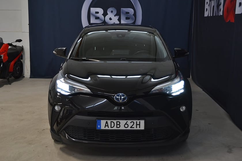 Bild 1 av Toyota C-HR Hybrid CVT X-Edition 122hk, Kamera, rattvärme