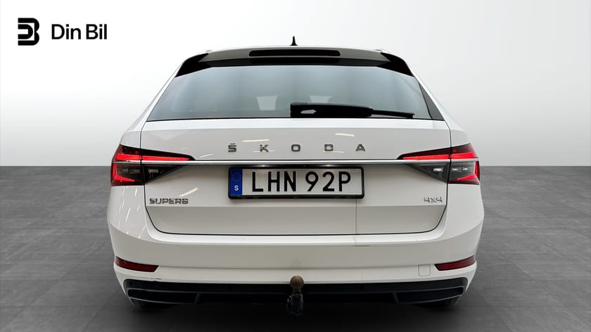 Bild 5 av Škoda Superb Kombi 2.0 TDI 190HK 4X4 Läder Drag