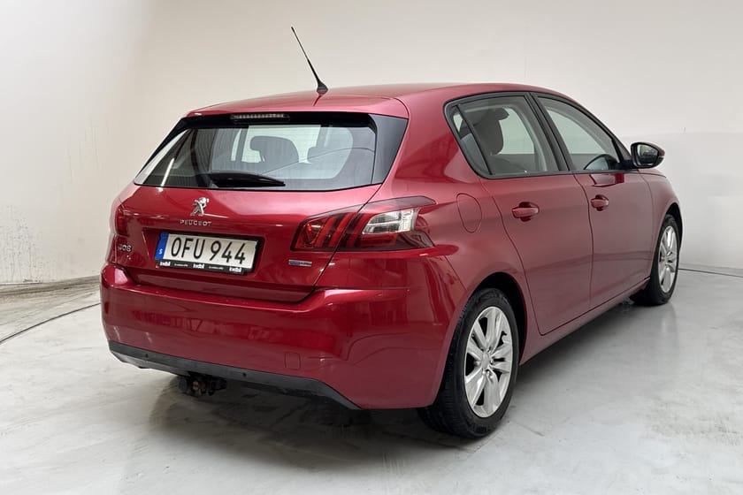 Bild 3 av Peugeot 308 PureTech 5dr (130hk) Active Drag