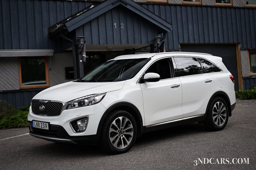 Bild 1 av Kia Sorento 2.2 CRDi AWD Business 7-sits Skinn Drag Euro 6 Navi