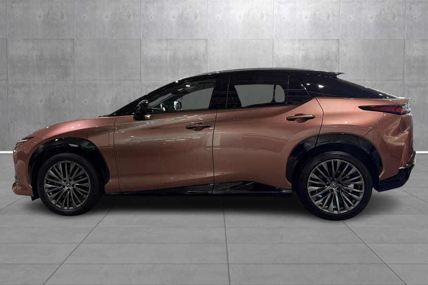 Bilde 2 av Lexus RZ 450e Executive Bitone