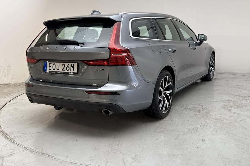 Bild 3 av Volvo V60 D3 AWD (150hk) Momentum Advanced Panorama