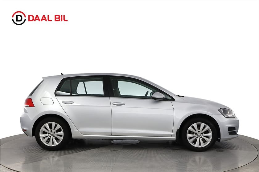 Bild 5 av Volkswagen Golf 5-D 1.2 TSI 110HK STYLE DRAG B-KAM ACC APP-CONNECT