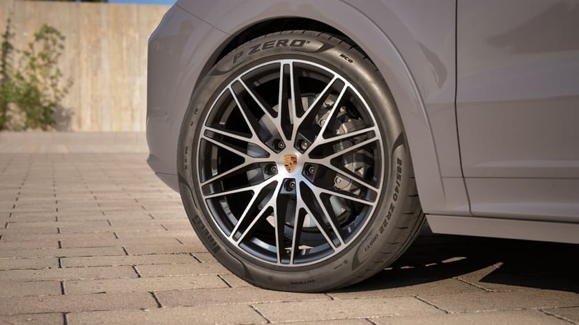 Bild 5 av Porsche Cayenne E-Hybrid Coupé BLACK EDITI