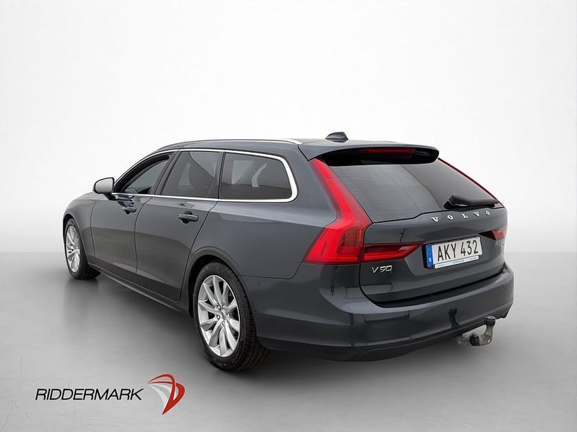Bild 5 av Volvo V90 D3 Momentum Drag D-Värmare VOC Carplay Halvskinn
