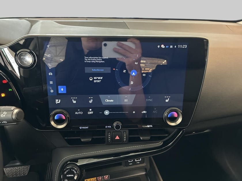 Bild 3 av Lexus NX 450h+ BUSINESS PLUS