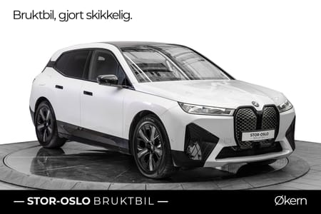 BMW iX xDrive40 xDrive40/Fully charge/Krok/Panorama/Lazer