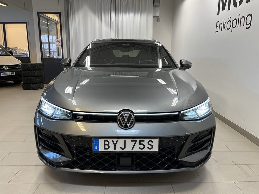 Bild 4 av Volkswagen Passat Variant eHybrid 1.5 TSI 272hk R-Line Drag Värmare